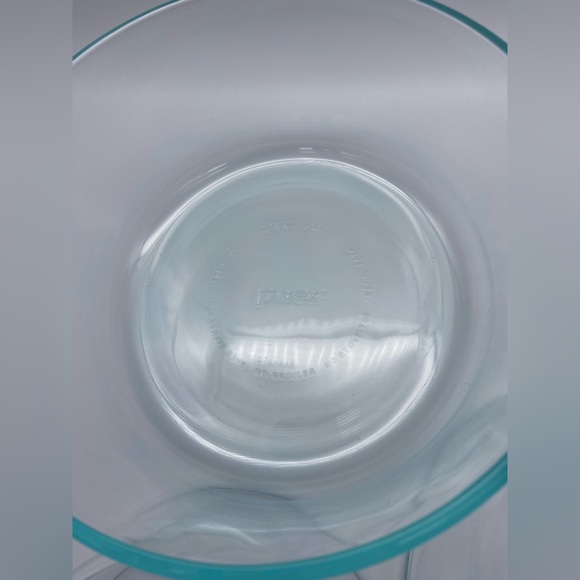 Set of 4 Pyrex Nesting Bowls Blue Tinted - Picture 6 of 10